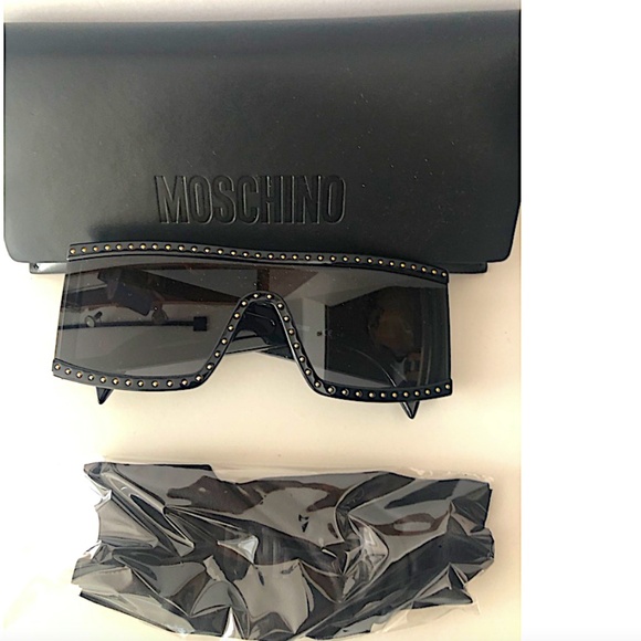 Moschino 99mm Shield Sunglasses main image 7